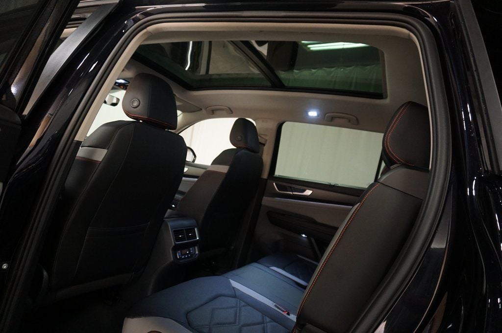 2026 Volkswagen Atlas 2.0T Peak Edition