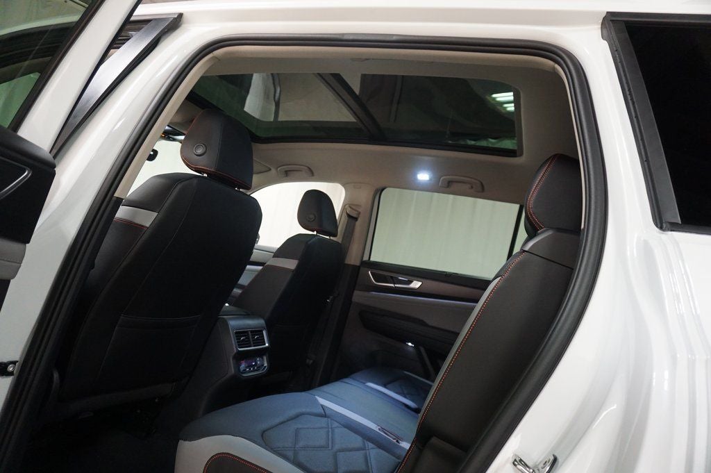 2026 Volkswagen Atlas 2.0T Peak Edition