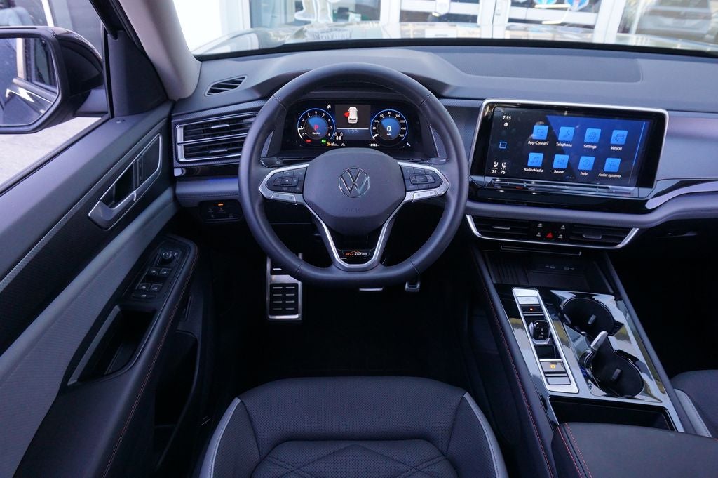 2025 Volkswagen Atlas 2.0T Peak Edition