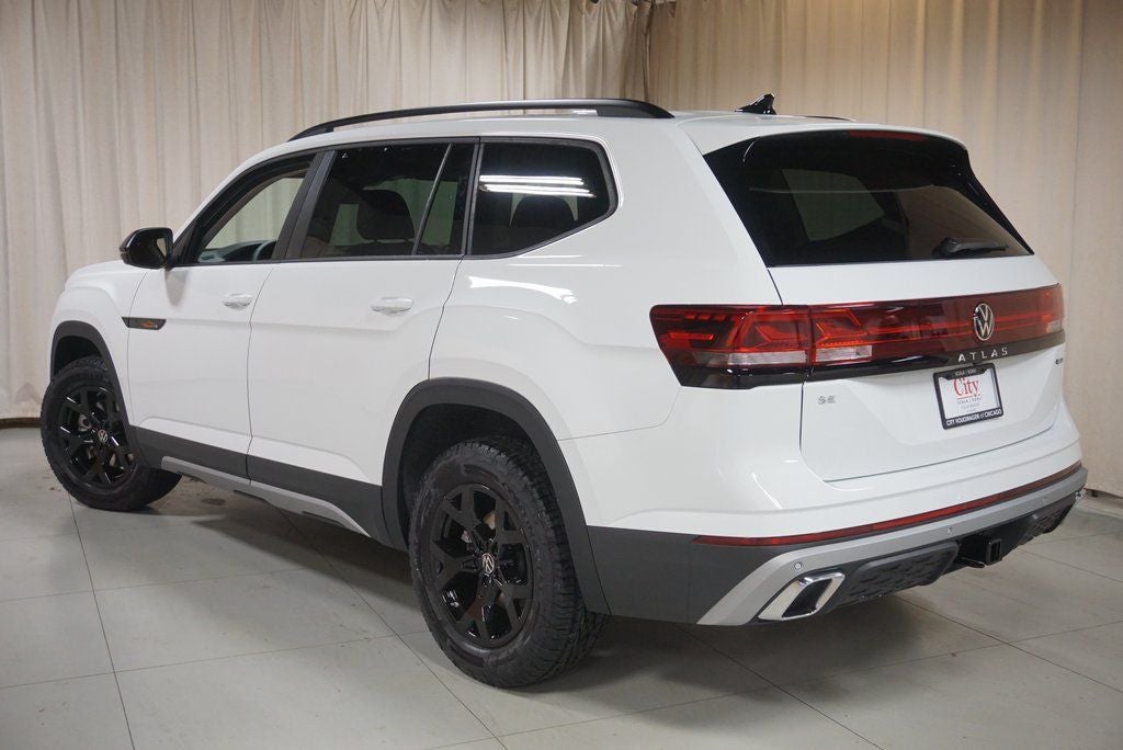 2024 Volkswagen Atlas 2.0T Peak Edition SE w/Technology