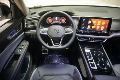 2024 Volkswagen Atlas 2.0T Peak Edition SE w/Technology