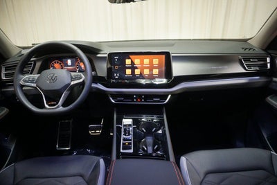 2024 Volkswagen Atlas 2.0T Peak Edition SE w/Technology