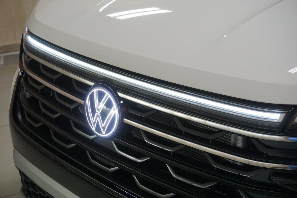 2024 Volkswagen Atlas 2.0T Peak Edition SE w/Technology