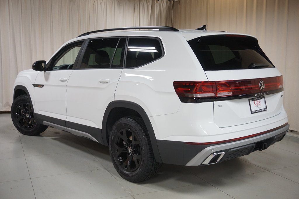 2024 Volkswagen Atlas 2.0T Peak Edition SE w/Technology