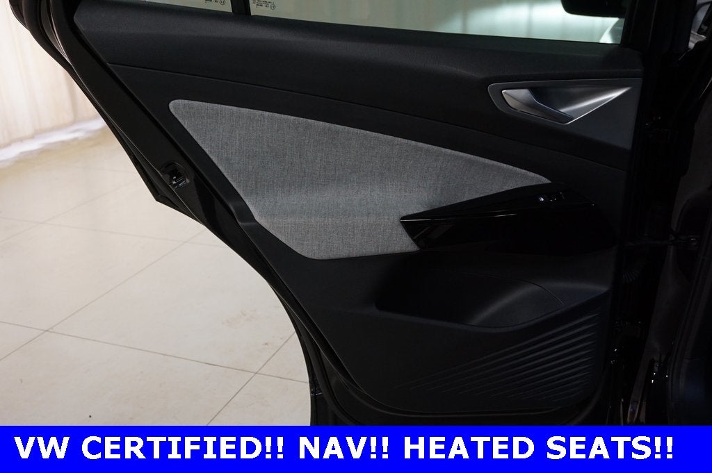 2023 Volkswagen ID.4 Pro