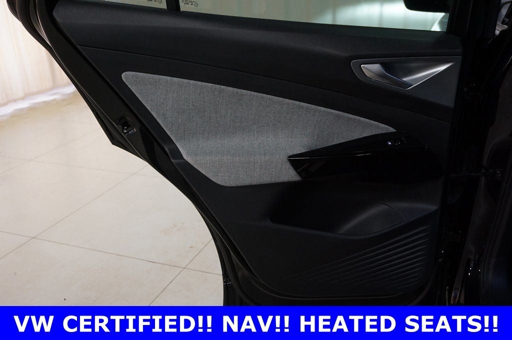 2023 Volkswagen ID.4 Pro