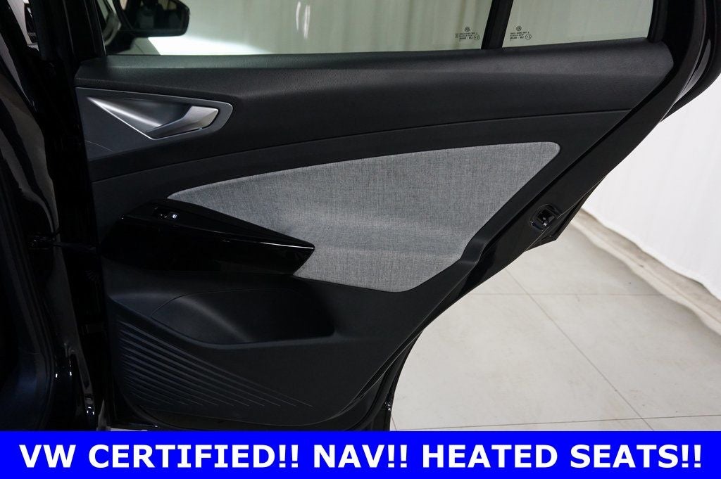 2023 Volkswagen ID.4 Pro