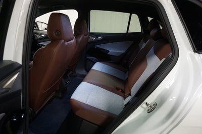 2025 Volkswagen ID.4 Pro