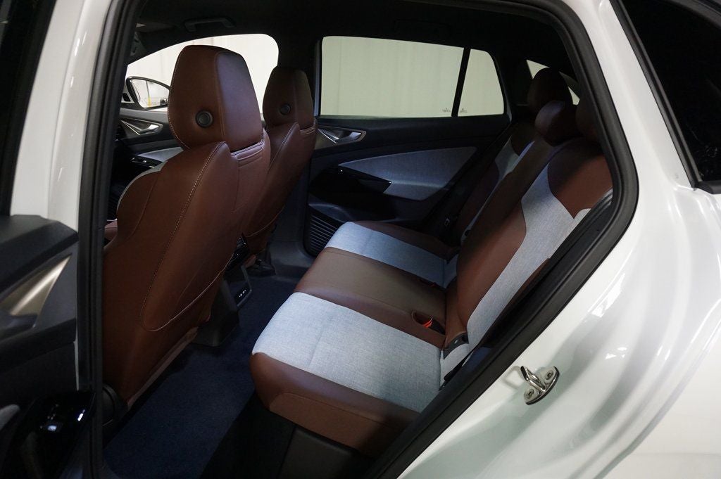 2025 Volkswagen ID.4 Pro