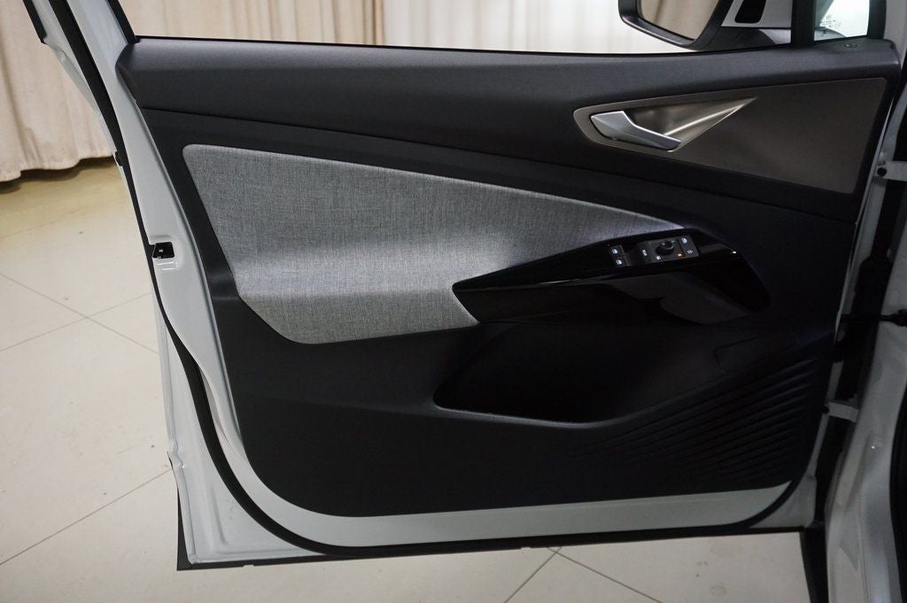 2025 Volkswagen ID.4 Pro