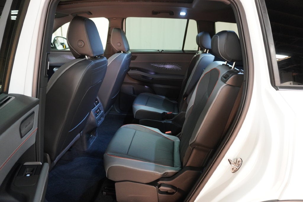 2027 Volkswagen Atlas SEL Premium R-Line