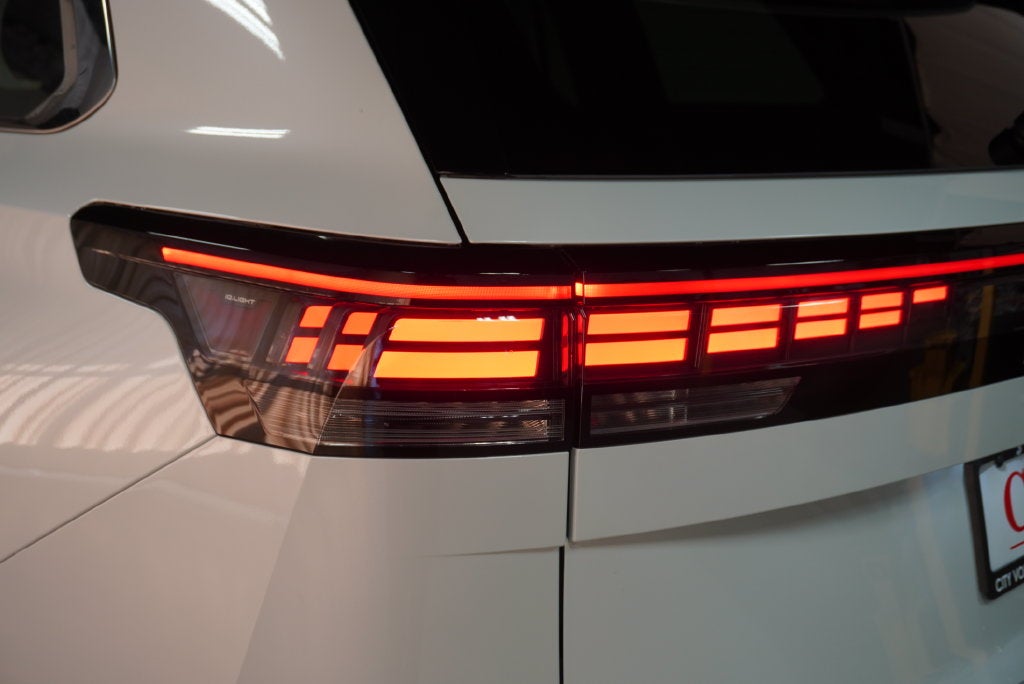 2027 Volkswagen Atlas SEL Premium R-Line