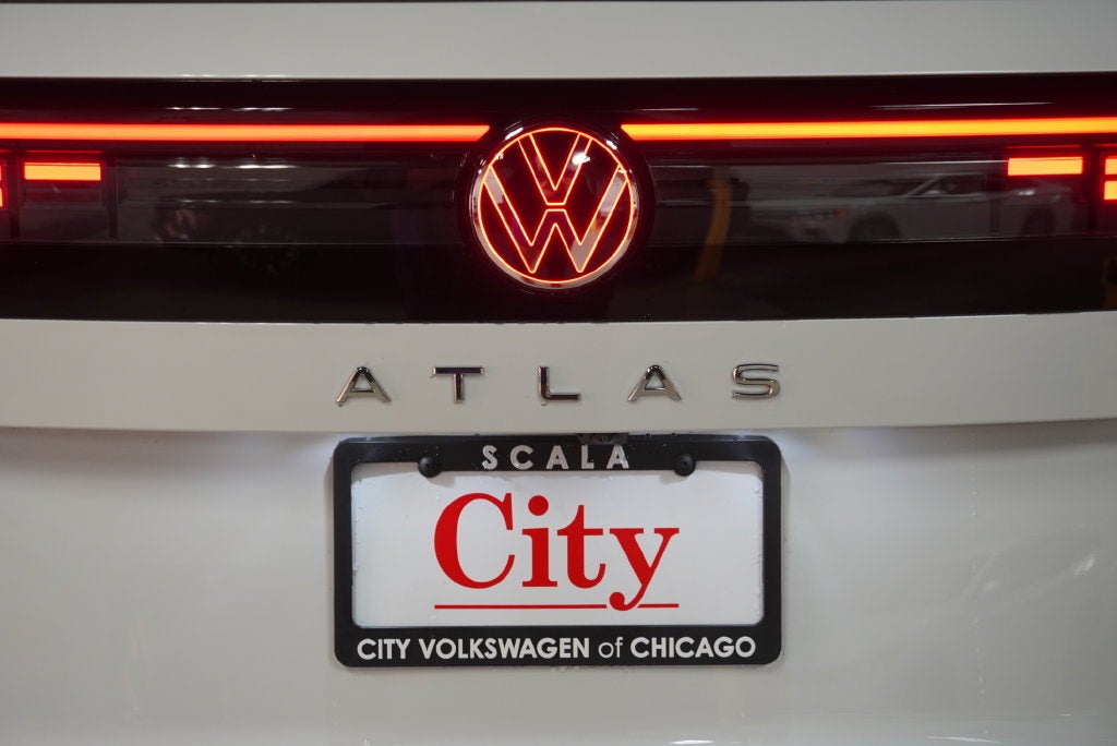 2027 Volkswagen Atlas SEL Premium R-Line