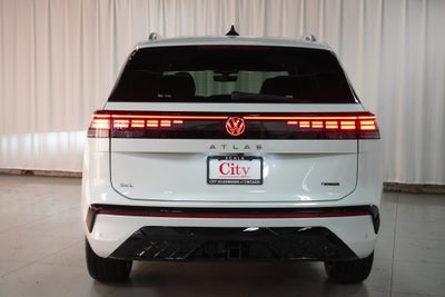 2027 Volkswagen Atlas SEL Premium R-Line