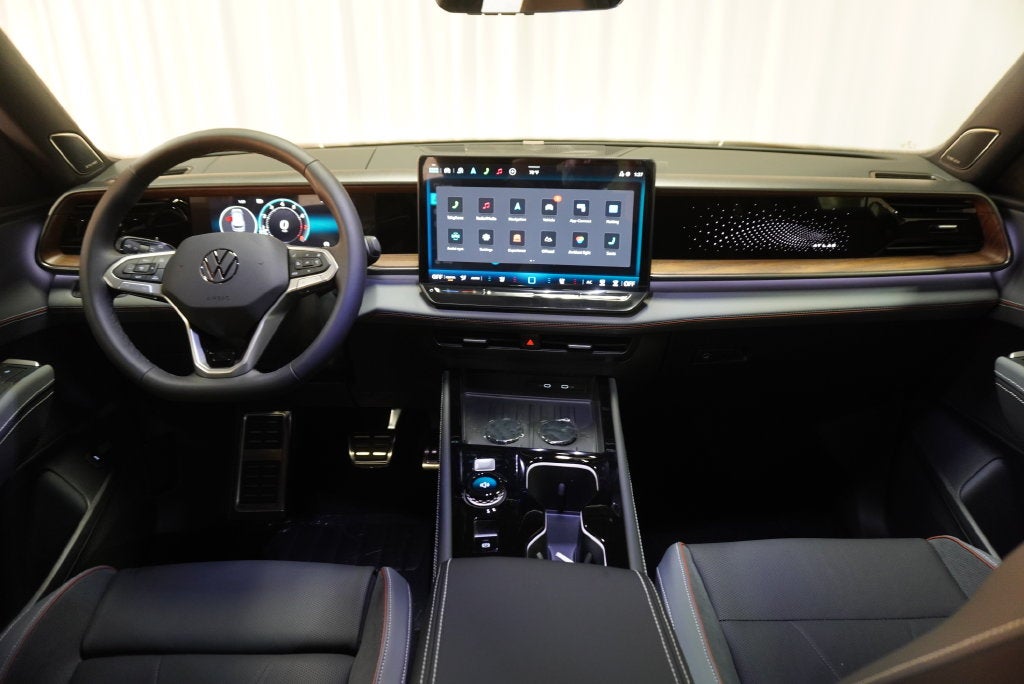 2027 Volkswagen Atlas SEL Premium R-Line