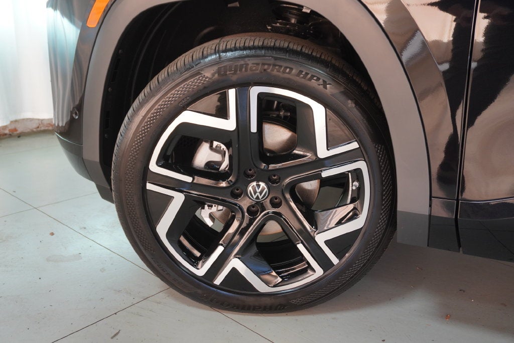2027 Volkswagen Atlas SEL Premium R-Line