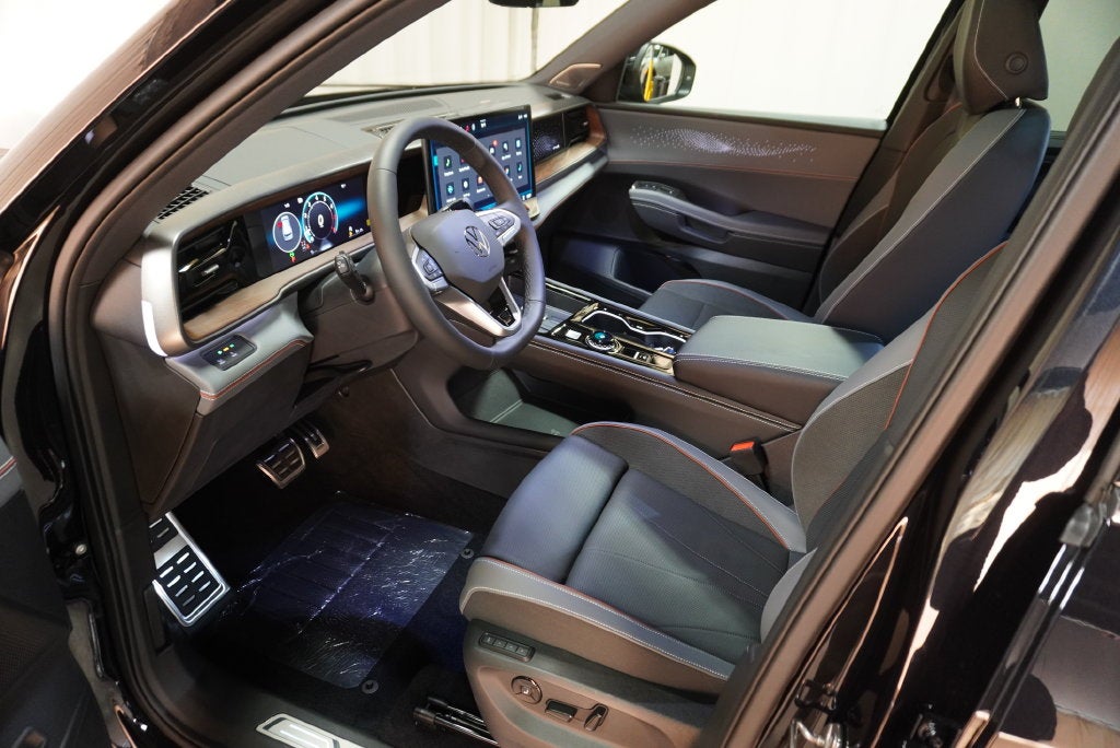 2027 Volkswagen Atlas SEL Premium R-Line