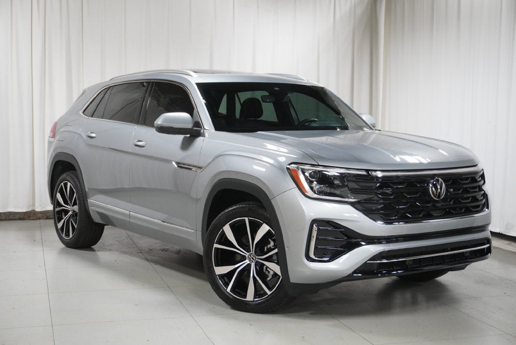 2026 Volkswagen Atlas Cross Sport 2.0T SEL Premium R-Line