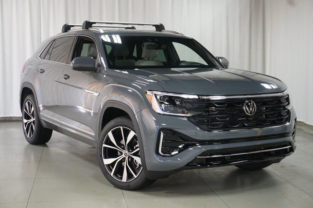 2026 Volkswagen Atlas Cross Sport 2.0T SEL Premium R-Line