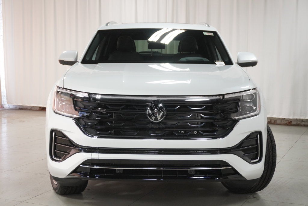 2026 Volkswagen Atlas Cross Sport SEL Premium R-Line
