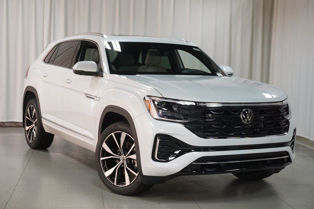 2026 Volkswagen Atlas Cross Sport 2.0T SEL Premium R-Line