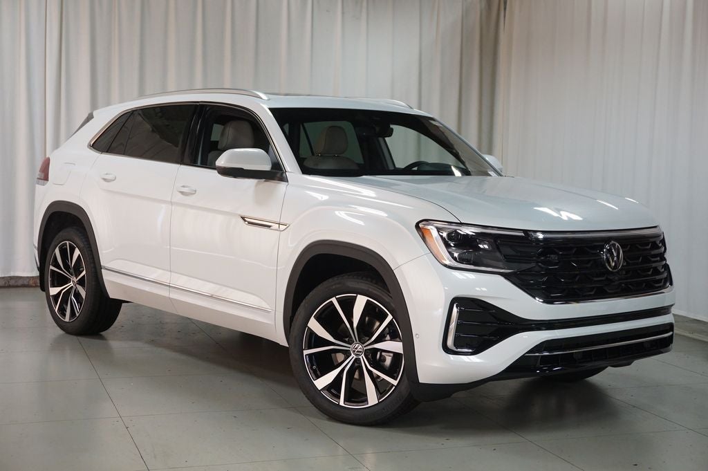 2026 Volkswagen Atlas Cross Sport 2.0T SEL Premium R-Line