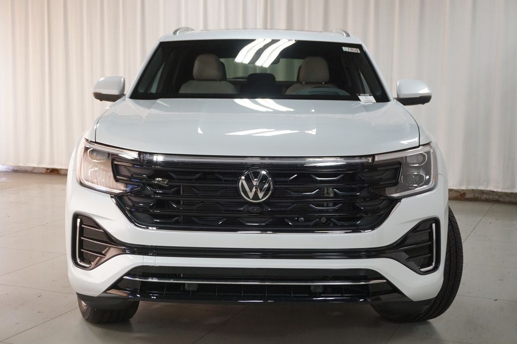 2026 Volkswagen Atlas Cross Sport 2.0T SEL Premium R-Line