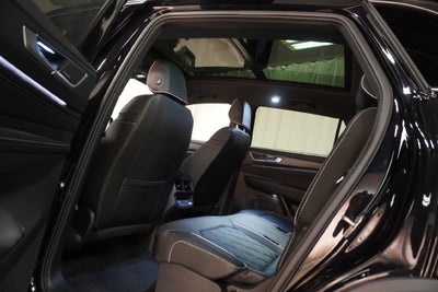 2026 Volkswagen Atlas Cross Sport SEL Premium R-Line