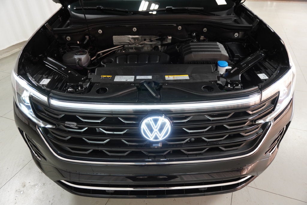 2026 Volkswagen Atlas Cross Sport SEL Premium R-Line