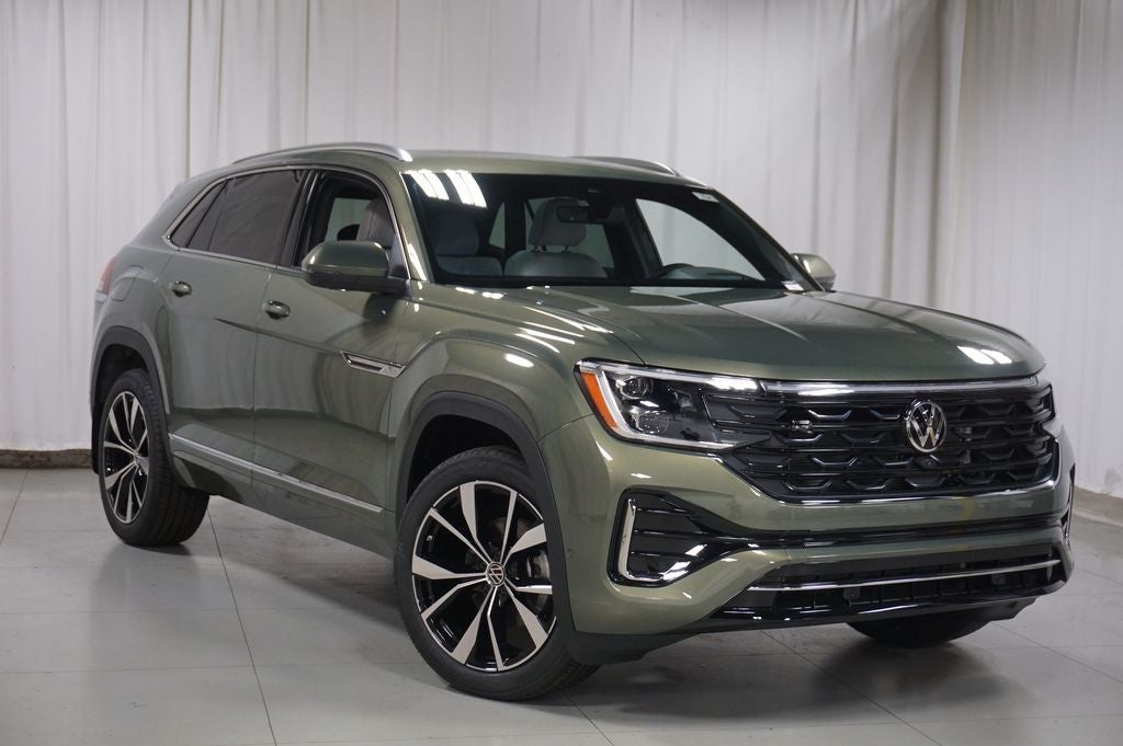 2026 Volkswagen Atlas Cross Sport 2.0T SEL Premium R-Line