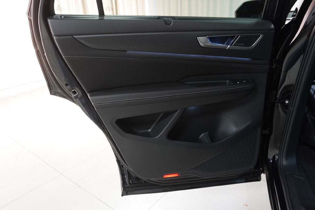 2026 Volkswagen Atlas Cross Sport SEL Premium R-Line