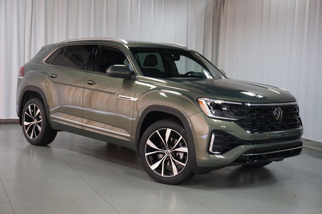 2026 Volkswagen Atlas Cross Sport 2.0T SEL Premium R-Line