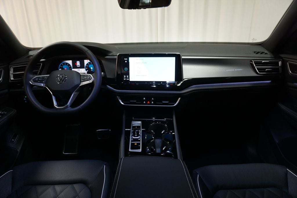 2026 Volkswagen Atlas Cross Sport 2.0T SEL Premium R-Line