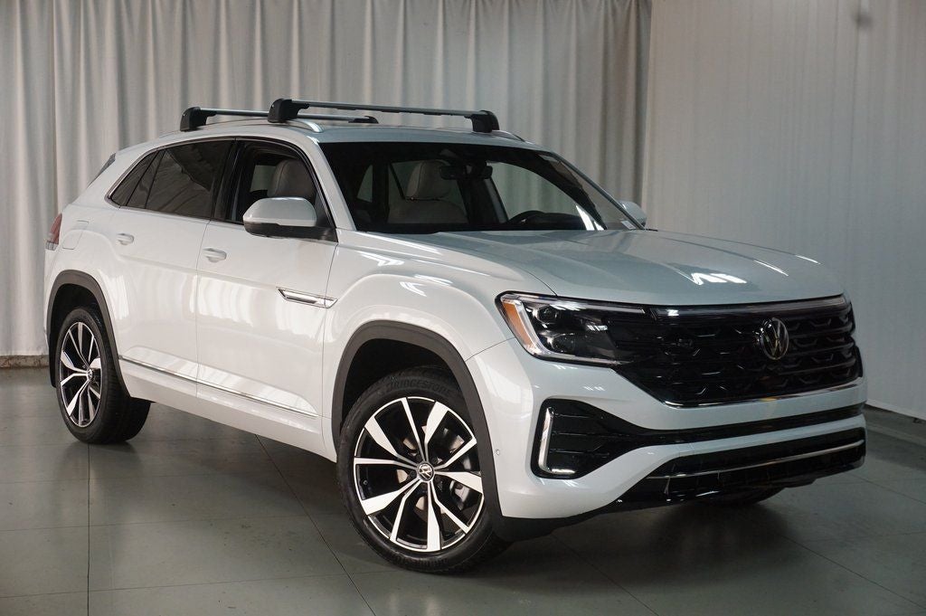 2026 Volkswagen Atlas Cross Sport 2.0T SEL Premium R-Line
