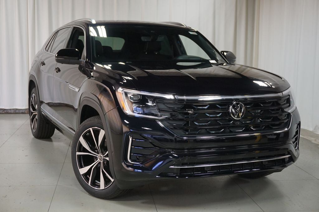 2026 Volkswagen Atlas Cross Sport 2.0T SEL Premium R-Line