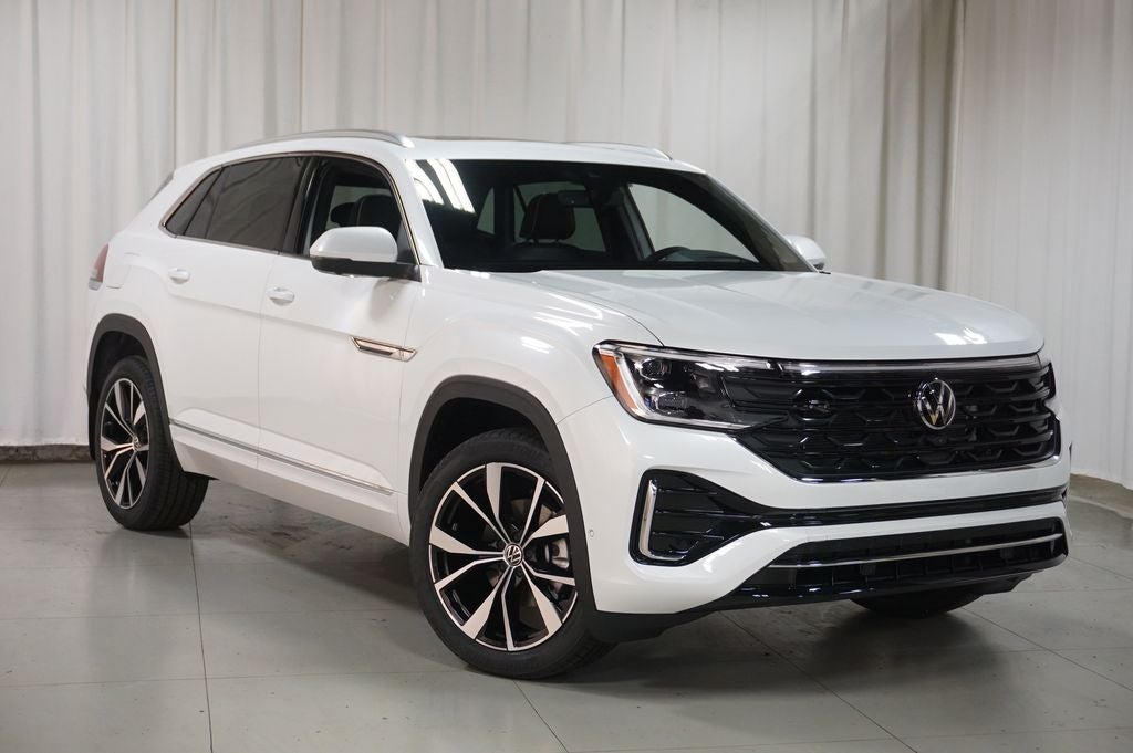 2026 Volkswagen Atlas Cross Sport 2.0T SEL Premium R-Line