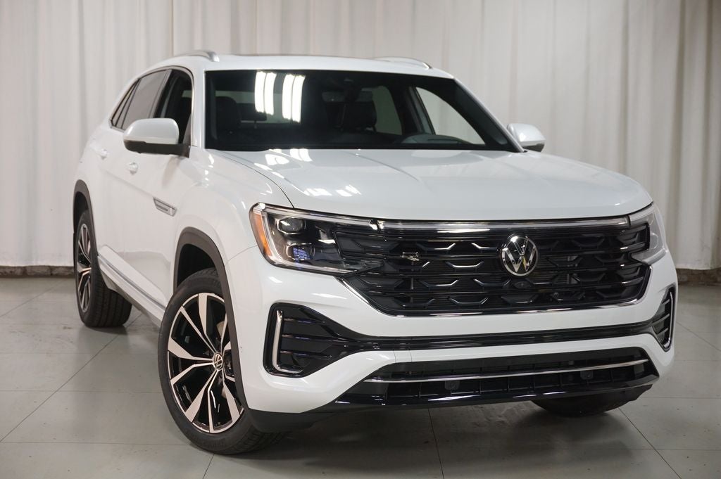 2026 Volkswagen Atlas Cross Sport 2.0T SEL Premium R-Line