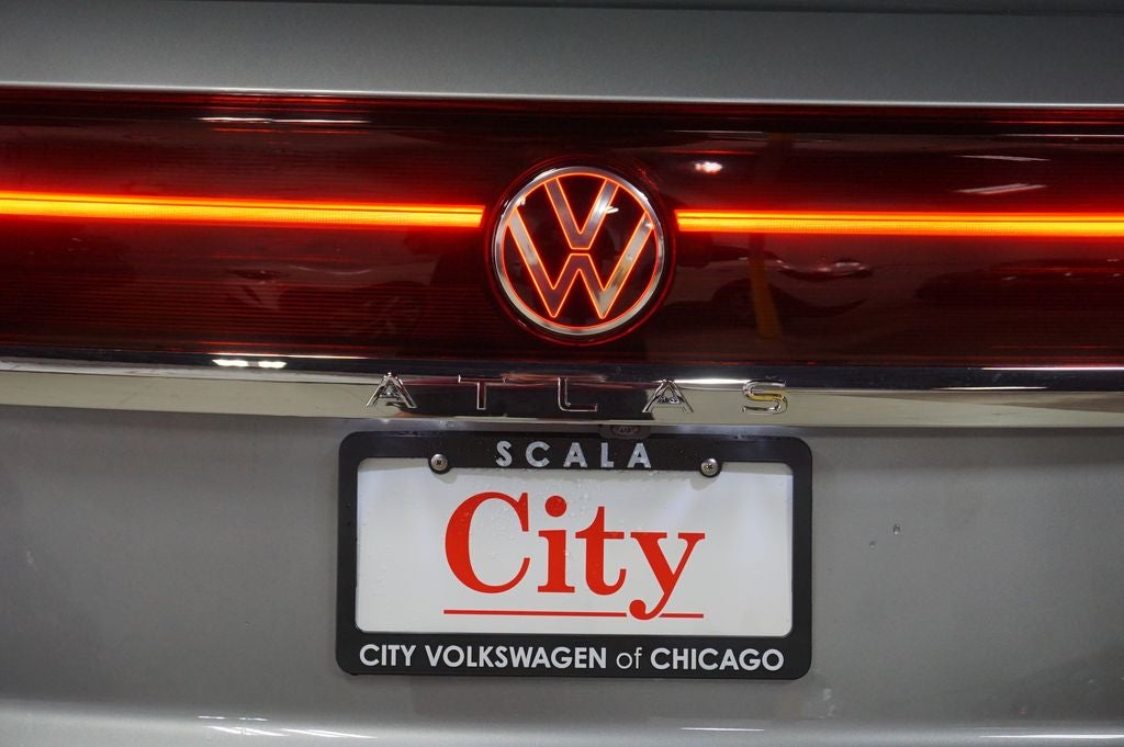 2026 Volkswagen Atlas Cross Sport 2.0T SEL Premium R-Line