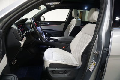 2024 Volkswagen Atlas Cross Sport 2.0T SEL Premium R-Line