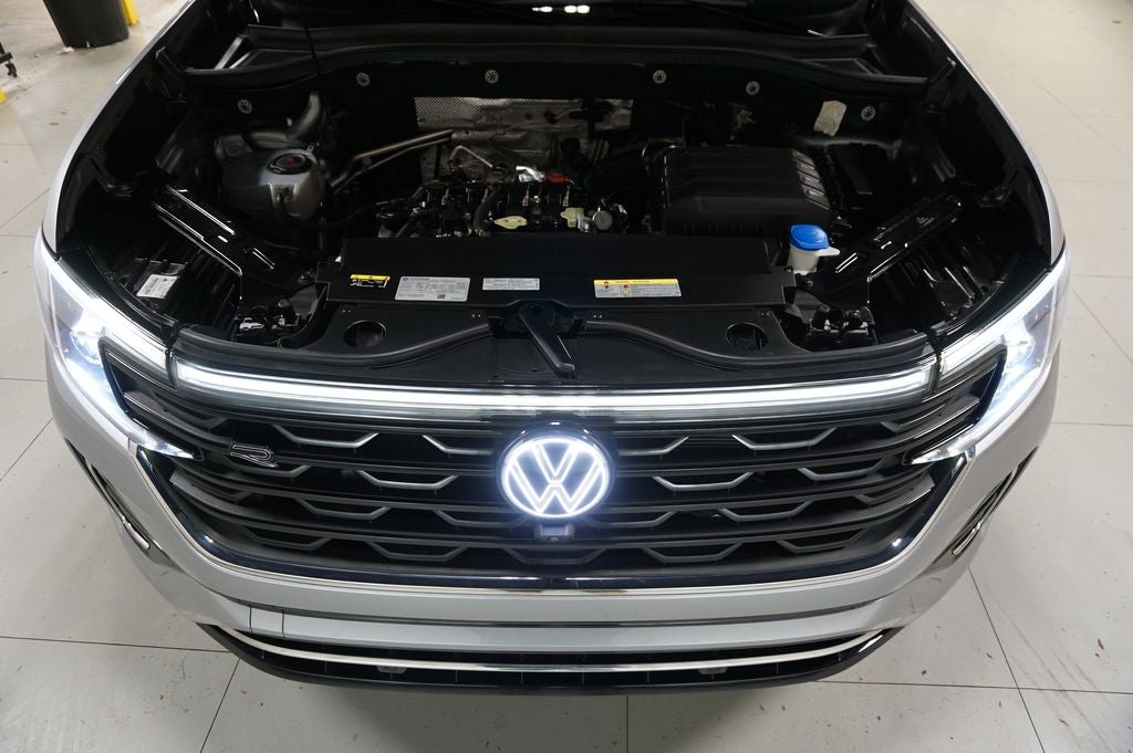 2024 Volkswagen Atlas Cross Sport 2.0T SEL Premium R-Line