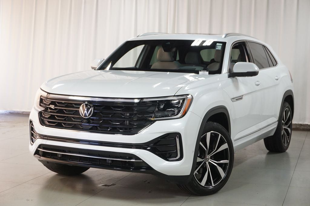 2025 Volkswagen Atlas Cross Sport 2.0T SEL Premium R-Line