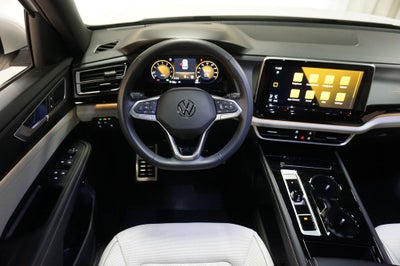 2025 Volkswagen Atlas Cross Sport 2.0T SEL Premium R-Line