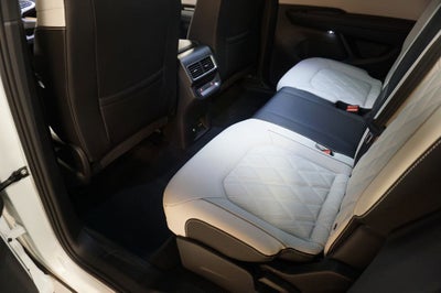 2025 Volkswagen Atlas Cross Sport 2.0T SEL Premium R-Line
