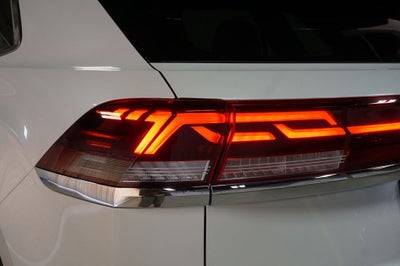 2025 Volkswagen Atlas Cross Sport 2.0T SEL Premium R-Line