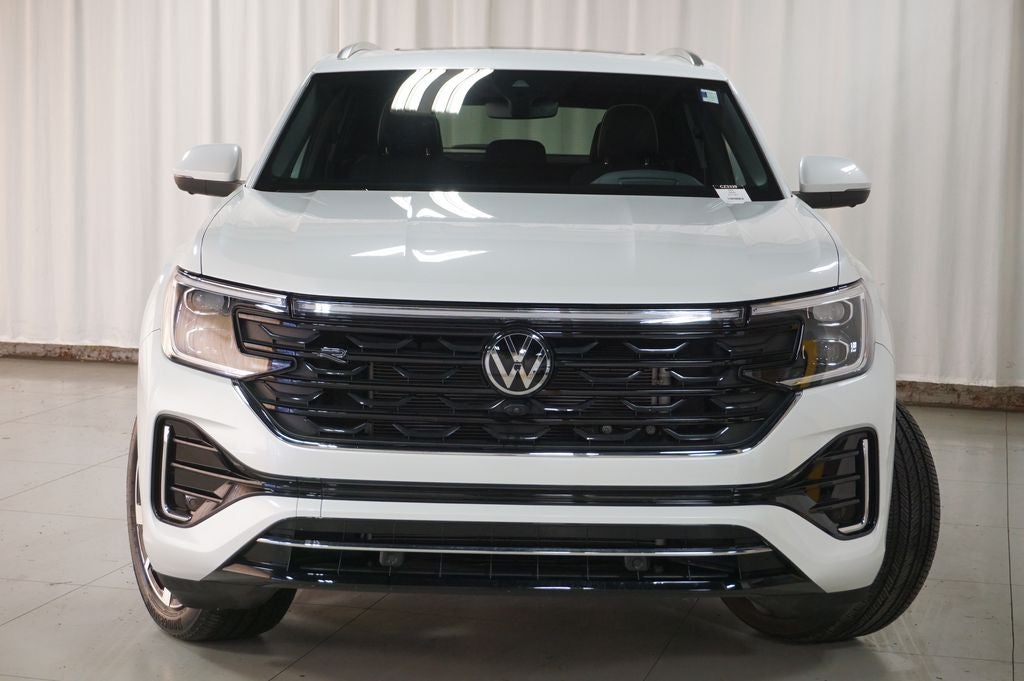 2025 Volkswagen Atlas Cross Sport 2.0T SEL Premium R-Line