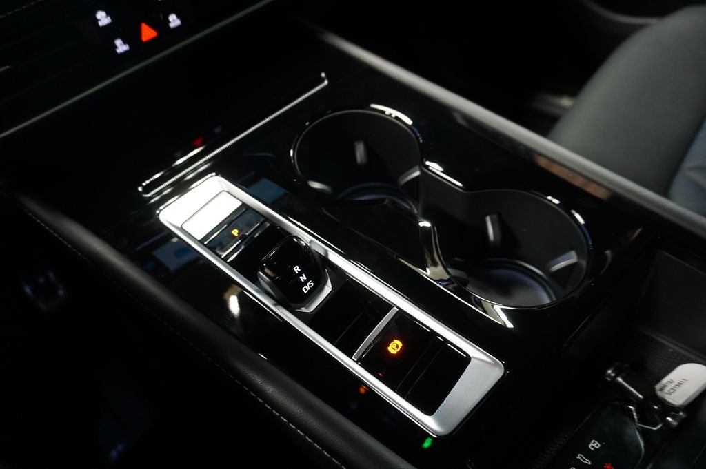 2025 Volkswagen Atlas Cross Sport 2.0T SEL Premium R-Line