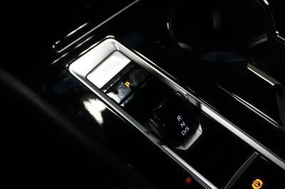 2025 Volkswagen Atlas Cross Sport 2.0T SEL Premium R-Line