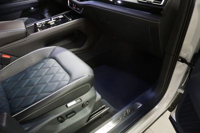 2025 Volkswagen Atlas Cross Sport 2.0T SEL Premium R-Line