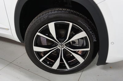 2025 Volkswagen Atlas Cross Sport 2.0T SEL Premium R-Line