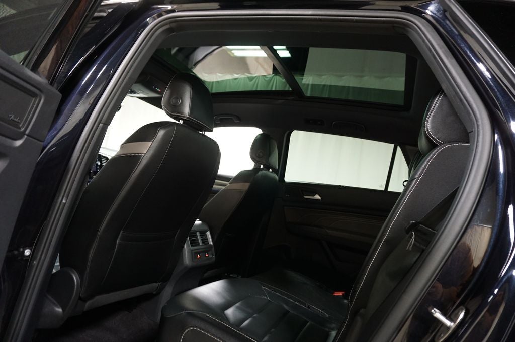 2021 Volkswagen Atlas Cross Sport 3.6L V6 SEL Premium R-Line